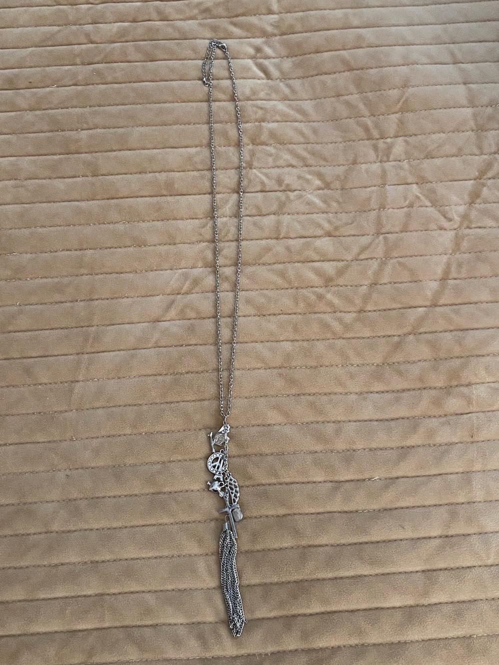 Necklace - Picture 2 of 3